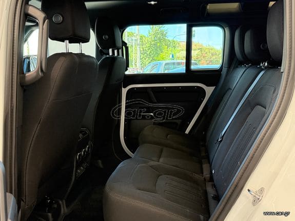 Land Rover Defender 2021 P400e Plug-In