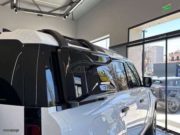 Land Rover Defender 2021 P400e Plug-In
