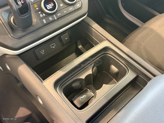 Land Rover Defender 2021 P400e Plug-In