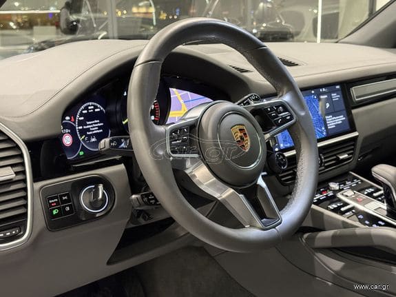 Porsche Cayenne 2019 S E-HYBRID/PANO/SPORT EXHAUST