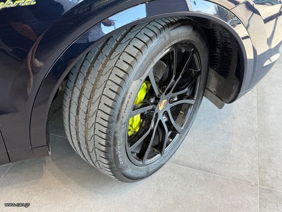 Porsche Cayenne 2019 S E-HYBRID/PANO/SPORT EXHAUST