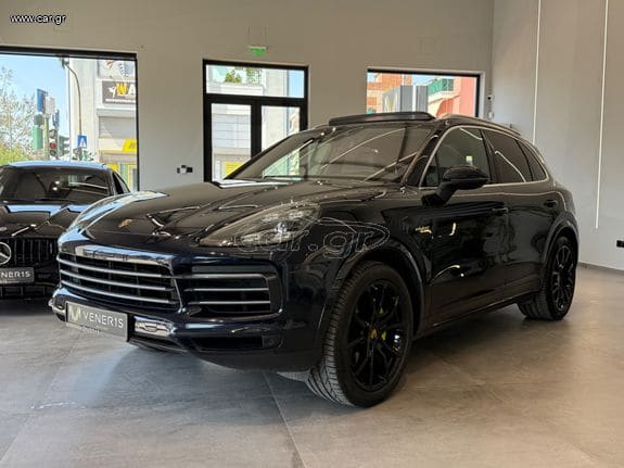 Porsche Cayenne 2019 S E-HYBRID/PANO/SPORT EXHAUST