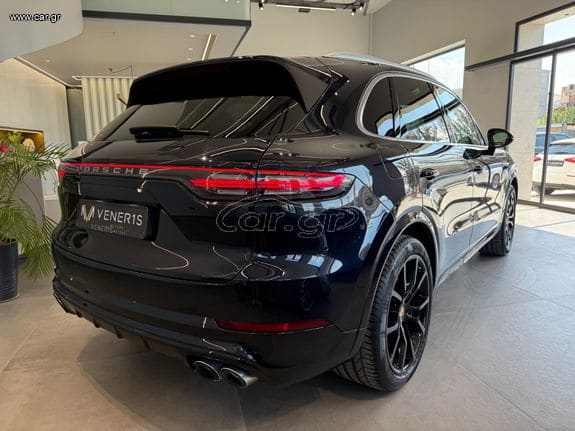 Porsche Cayenne 2019 S E-HYBRID/PANO/SPORT EXHAUST