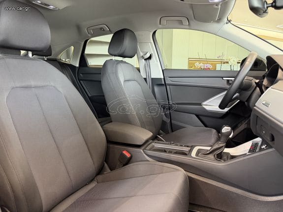Audi Q3 2024 SPORTBACK 35 TFSI S LINE S TRONIC