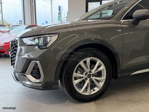 Audi Q3 2024 SPORTBACK 35 TFSI S LINE S TRONIC
