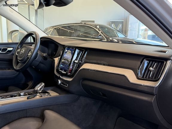 Volvo XC 60 2022 INSCRIPTION / B5 / PANORAMA
