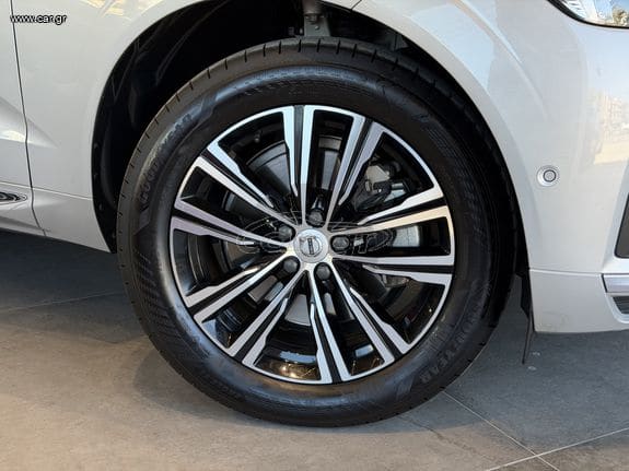 Volvo XC 60 2022 INSCRIPTION / B5 / PANORAMA