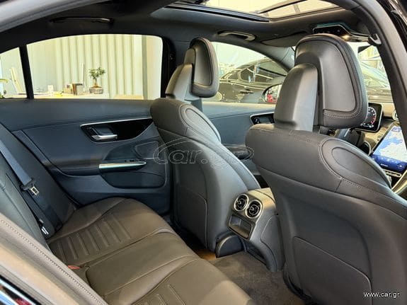 Mercedes-Benz C 180 2025 AMG LINE EQ-HYBRID / PANORAMA / MEMO