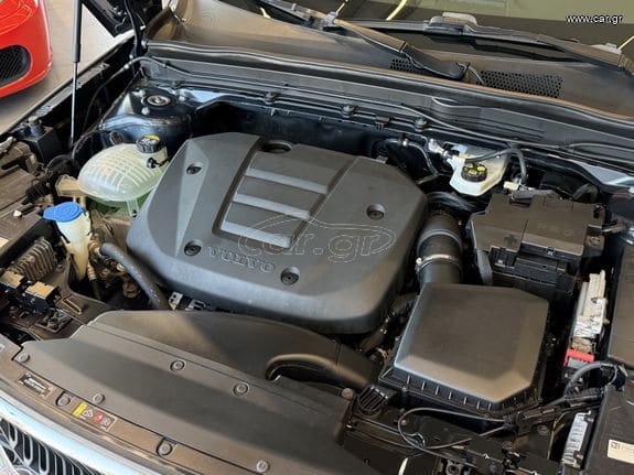 Volvo XC40 2020 T3 MOMENTUM / LED