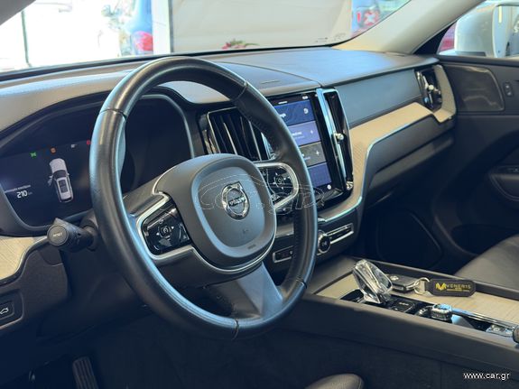 Volvo XC 60 2022 INSCRIPTION / B5 / PANORAMA
