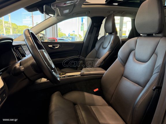 Volvo XC 60 2022 INSCRIPTION / B5 / PANORAMA