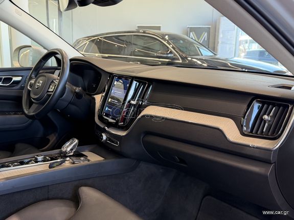 Volvo XC 60 2022 INSCRIPTION / B5 / PANORAMA