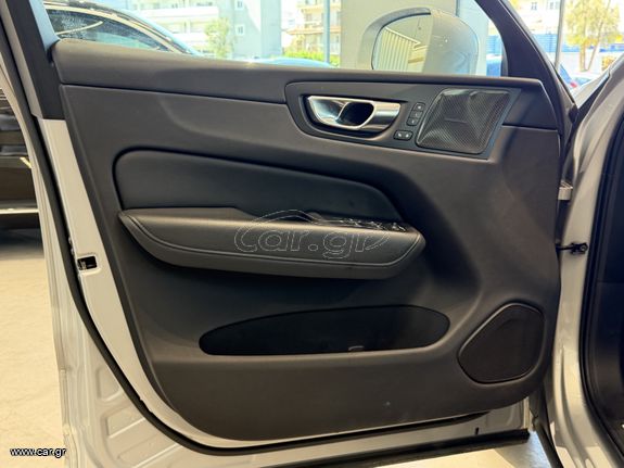 Volvo XC 60 2022 INSCRIPTION / B5 / PANORAMA