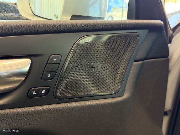 Volvo XC 60 2022 INSCRIPTION / B5 / PANORAMA